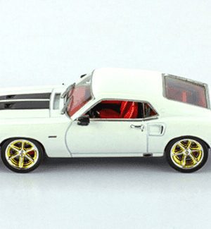 N/19.Ford Mustang Fastback (1969) - Roman Pearce . #19. FAST AND FURIOUS CAR. 1/43