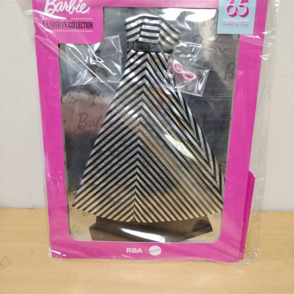 #4 Tribute BARBIE THE FASHION COLLECTION VESTIDOS