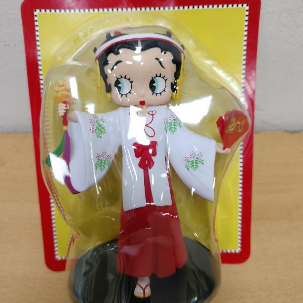 #40 Kagura Coleccion Batty Boop dance