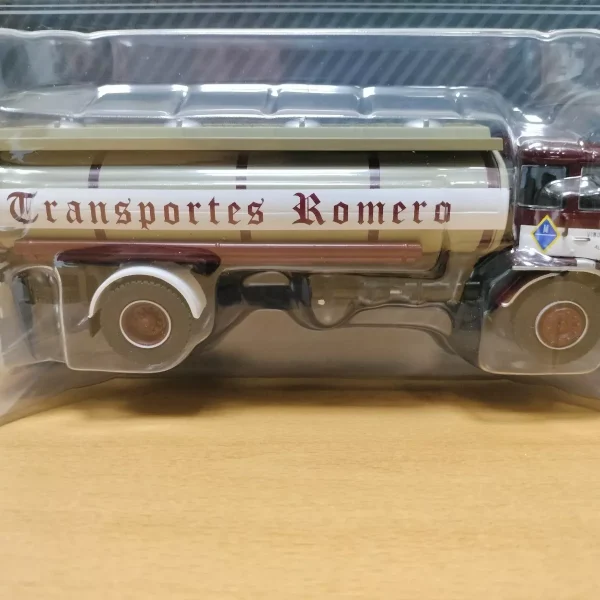 N/73. Barreiros Super Azor Gran Ruta (1967) Vinos Romero #73. camiones españoles