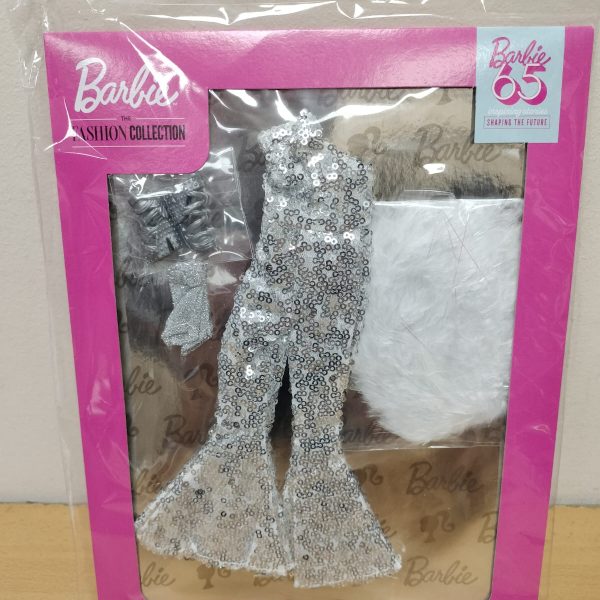 #8 Golden Dreams BARBIE THE FASHION COLLECTION VESTIDOS