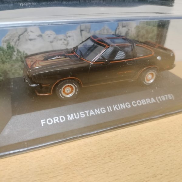 #9 Ford Mustang King Cobra FORD MUSTANG COLLECTION AMERICAN CARS