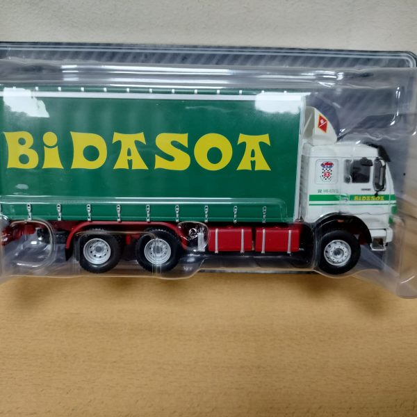 #87 Mercedes-Benz NG  Camiones y autobuses españoles