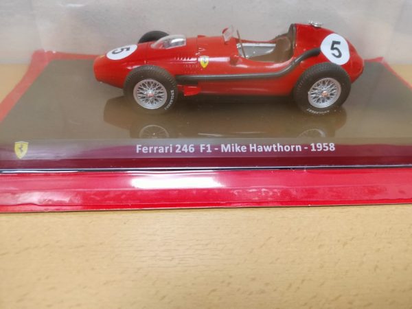 #34 Ferrari 246 F1 Mike Hawthorn FERRARI  ESCALA 1-24