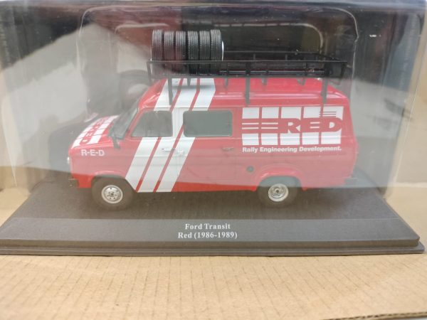 #70 Ford Transit MKII Asistencia en rallye