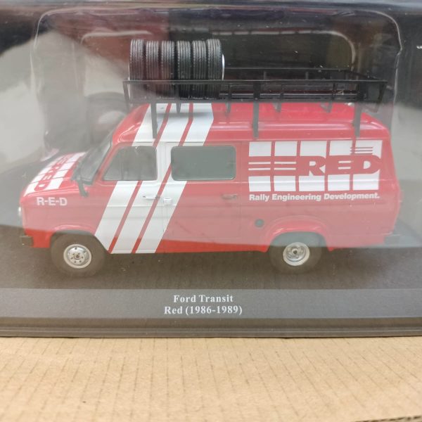 #70 Ford Transit MKII Asistencia en rallye