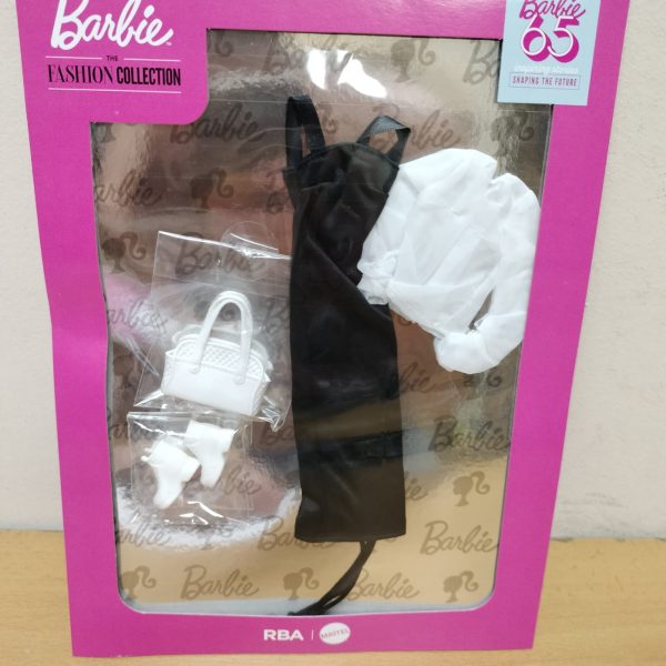 #17 BARBIE THE FASHION COLLECTION VESTIDOS