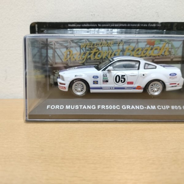 #17 Ford Mustang FR500C FORD MUSTANG COLLECTION AMERICAN CARS 1/43