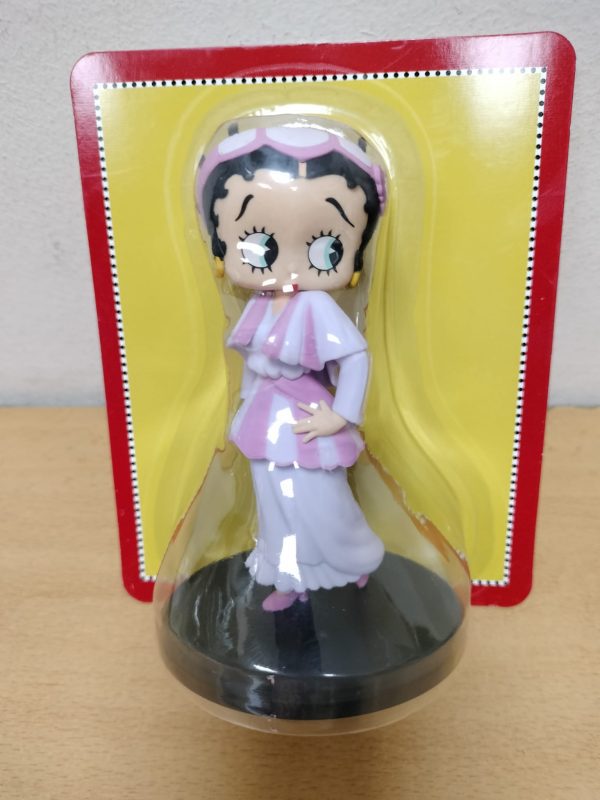 #48 One-step Betty boop dance