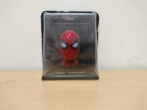 #3 Iron Spider - Casco Marvel Movie Museum Colección