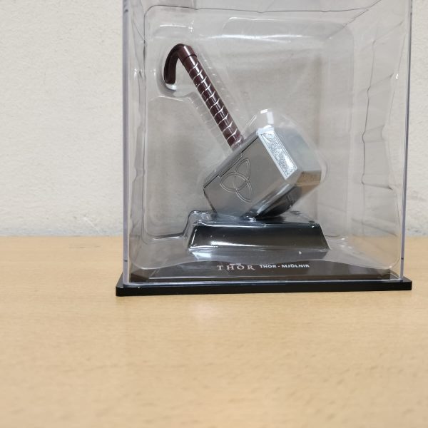 #4 Thor - Mjolnir (11 cm) Marvel movie museum