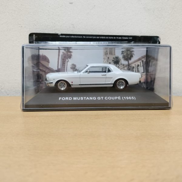 #24Ford Mustang GT Coupe FORD MUSTANG COLLECTION AMERICAN CARS 1/43