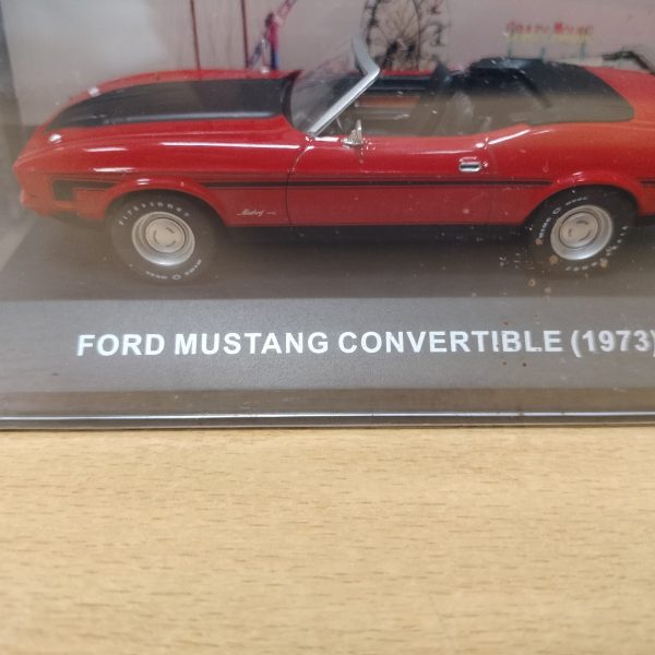 #28. FORD MUSTANG CONVERTIBLE . 1973. COLLECTION AMERICAN CARS FORD MUSTANG. 1- 43