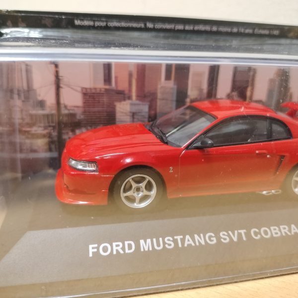 #29. FORD MUSTANG SVT COBRA R (2000).  #29. COLLECTION AMERICAN CARS 1/43
