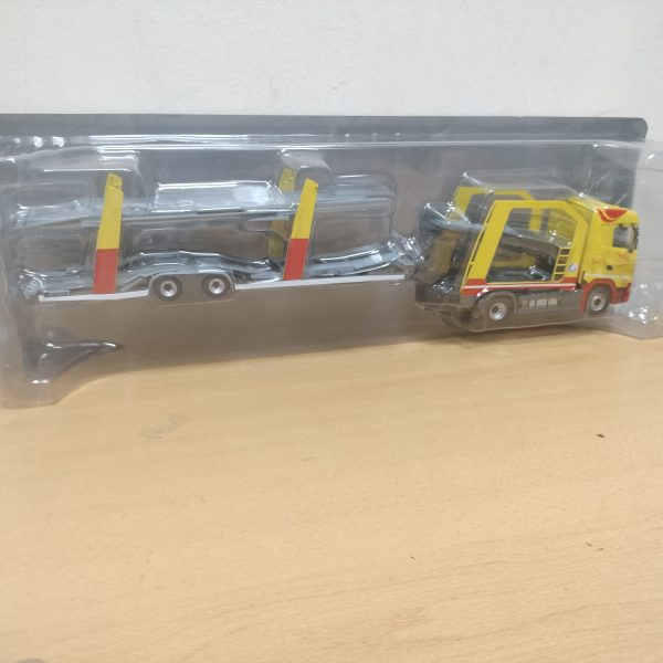 #11. SCANIA 450 S- 2021. #11. PORTACOCHES. CAMIONES ESPAÑOLES. 1/43