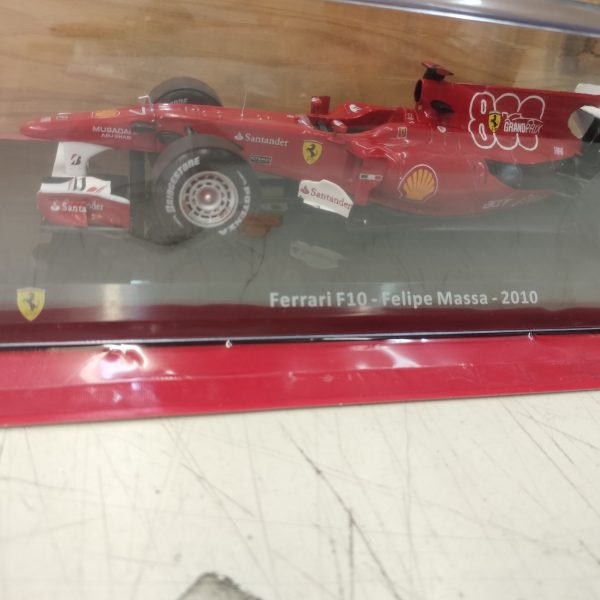 #63. FERRARI F10. 2010. FELIPE MASSA. #63. FORMULA 1 ESCALA 1-24