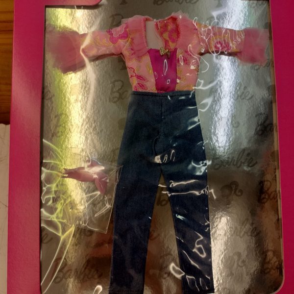 #39.THE PRINCESS AND THE PAUPER. #39. BARBIE THE FASHION COLLECTION VESTIDOS
