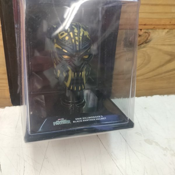 #24. ERIK KILLMONGER. BLACK PANTHER. CASCO. #24. MARVEL MOVIE MUSEUM